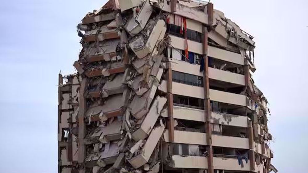 Venezuela quake death toll nears 1,000 as foreign rescuers arrive