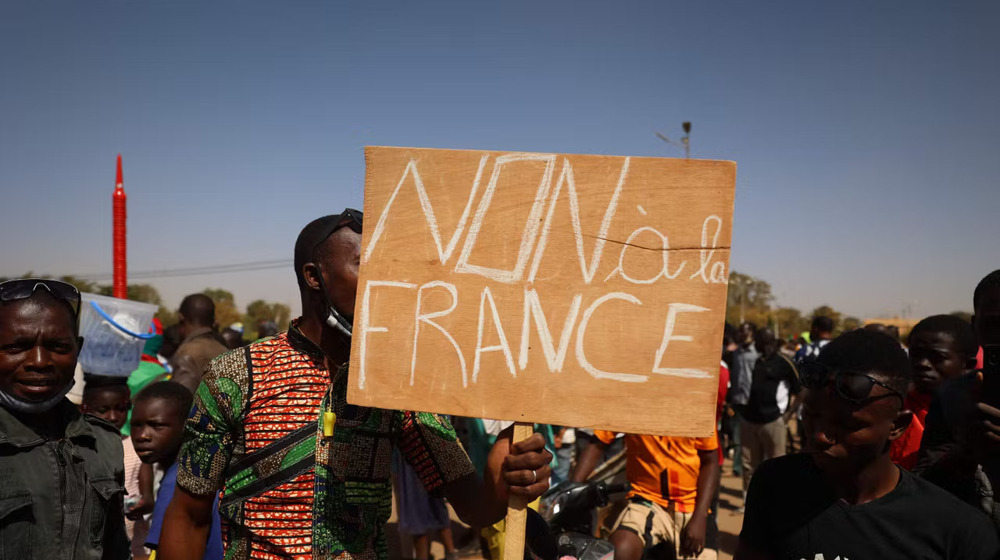 Le Burkina Faso rompt ses relations avec la France sur fond de souveraineté affichée