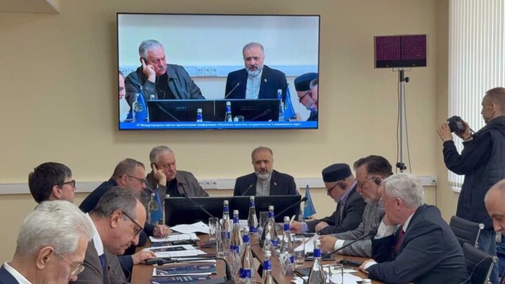 Iran, Russia push ahead with $25 billion nuclear plant, trade corridor
