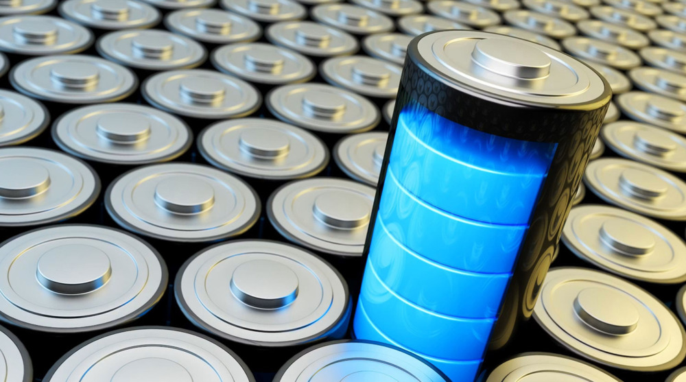 L’Iran dévoile sa première batterie au graphène produite localement