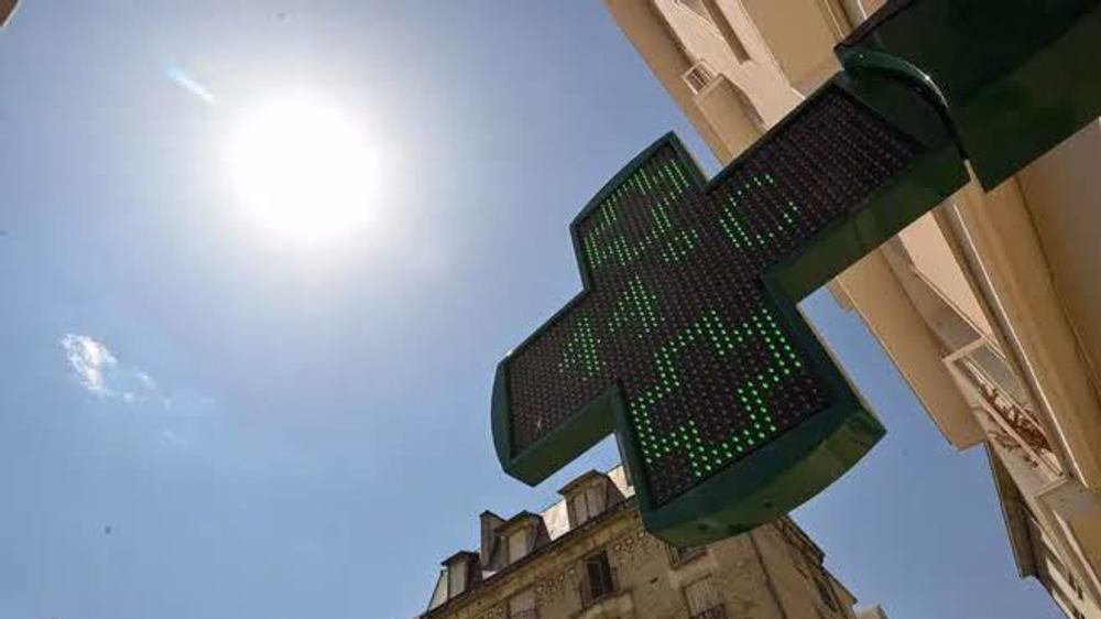 Canicule : la France suffoque, Paris et une vingtaine de départements placés en vigilance rouge