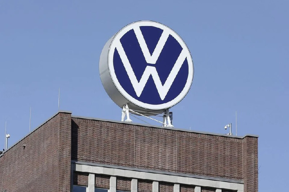 Deepening German economic crisis hits VW