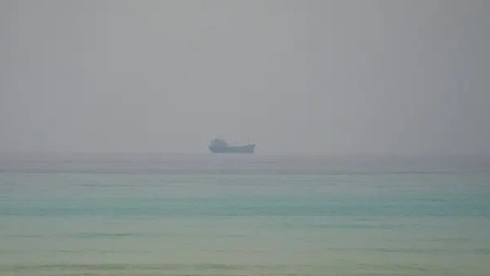 Only 3 vessels transit Strait of Hormuz over past 24 hours amid US aggression