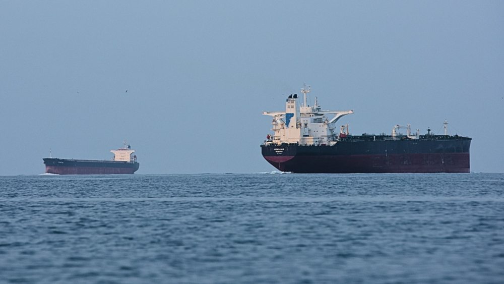 Détroit d’Ormuz: le trafic maritime tourne au ralenti après l’agression US