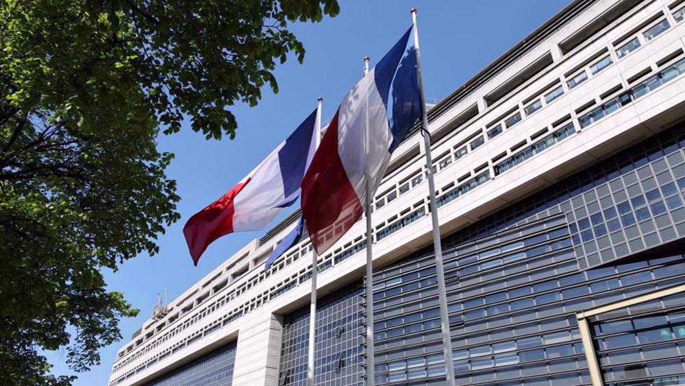 Un plan d’austérité de 140 milliards pour tenter de redresser les finances françaises
