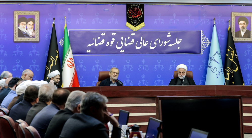 L'Iran est engagé dans une « guerre totale » contre les États-Unis (Pezeshkian)