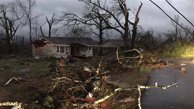 Heavy storms kill 4, injure 20 in US