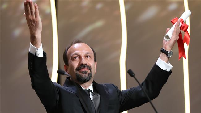 Iran director boycotts Oscars over US Muslim ban