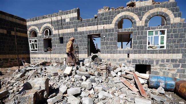 Yemenis condemn Saudi bombing of funeral