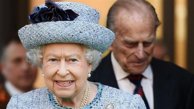 British Queen signs Brexit bill into law