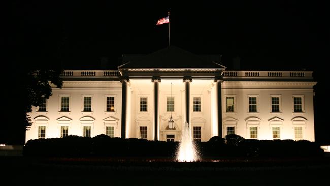 'Bomb threat' at White House checkpoint 