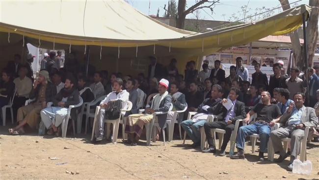 Yemeni students mark war anniversary