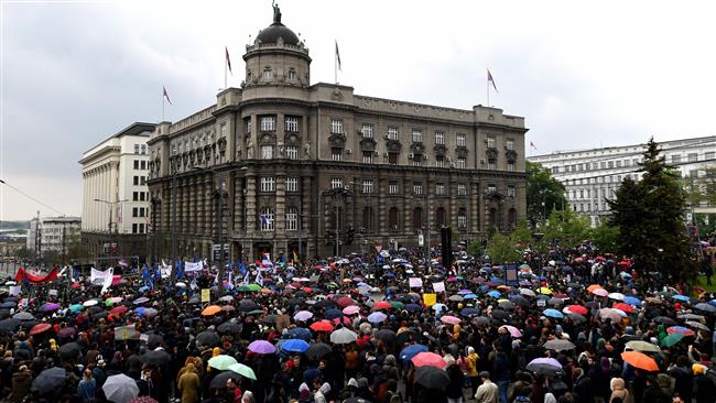 Serbians hold protest against new president