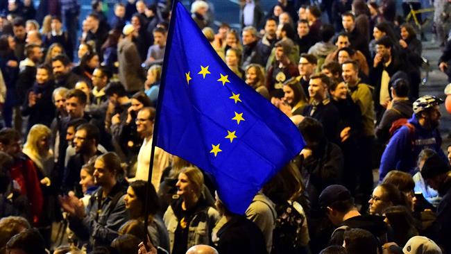EU urges Hungary to enforce democratic norms
