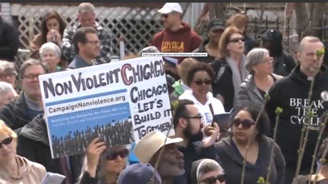 1,000 Chicago residents rally against  gun violence
