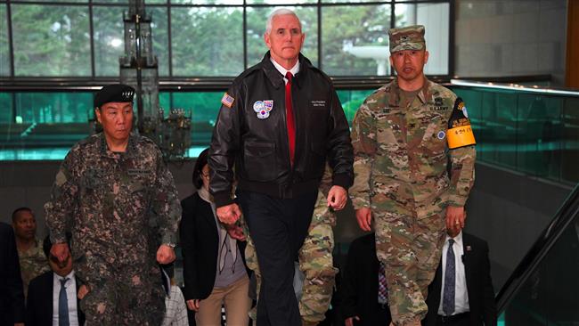 Pence visits Korean border as US ups rhetoric