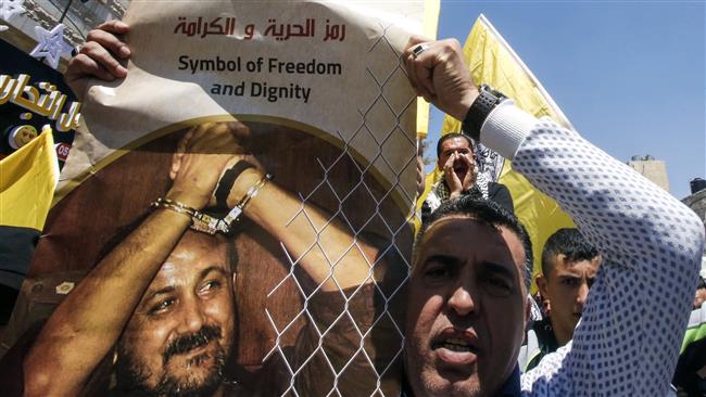 More Palestinian prisoners join mass hunger strike on 8th day