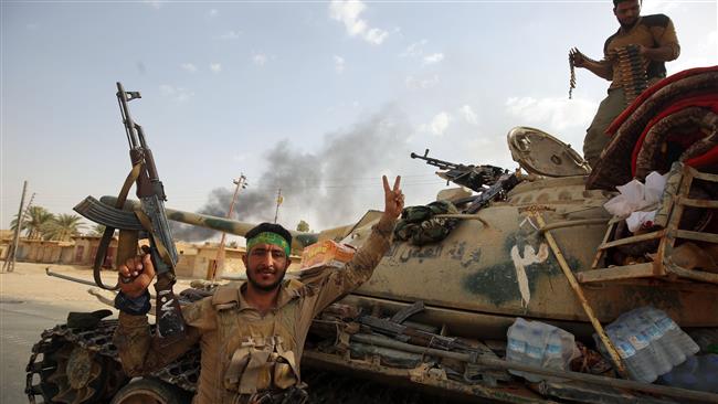 Irak: sauve-qui-peut à Qaim