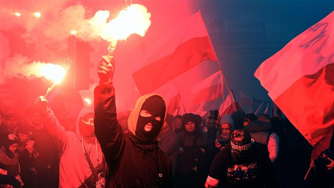 60,000 nationalists, fascists march in Polish capital