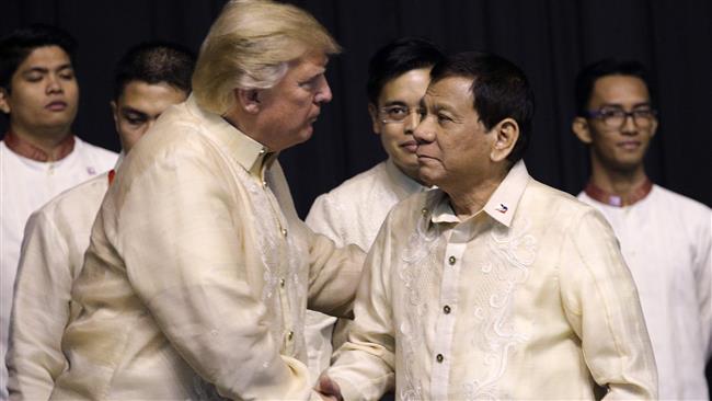 Trump, Duterte meet in Manila amid anti-US protests