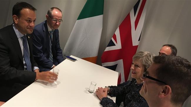 Ireland threatens to block progress of Brexit talks 