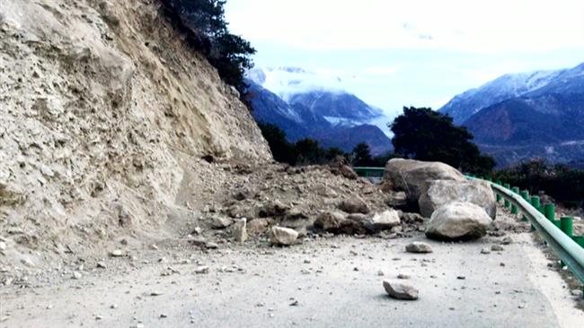Strong predawn earthquake jolts Tibet