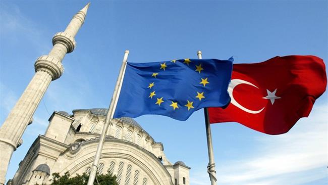 L’UE gèle ses aides financières à Ankara