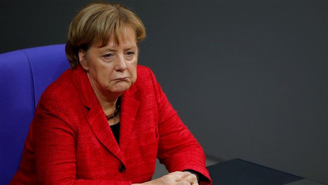 Merkel’s fate uncertain, half of Germans favor new polls