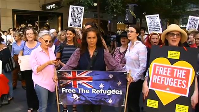 Australians protest treatment of asylum seekers 