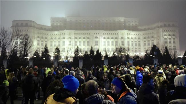 Romania: Thousands protest against judicial reforms 