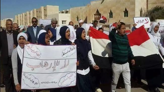 Egyptians rally for unity, say Sinai attackers 'infidels' 