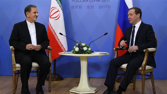 Iran first VP meets with Russia PM in Sochi