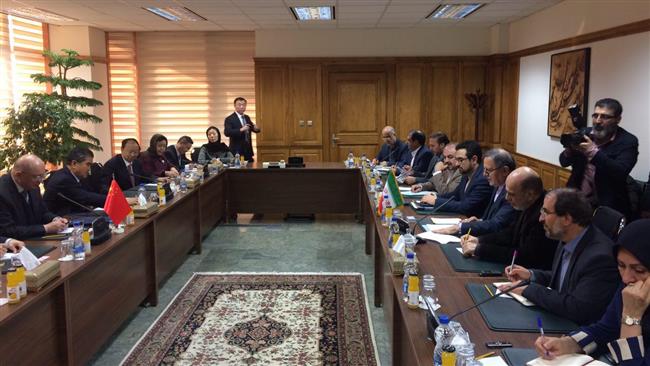 Iran, China inching closer to ditching dollar in mutual trade