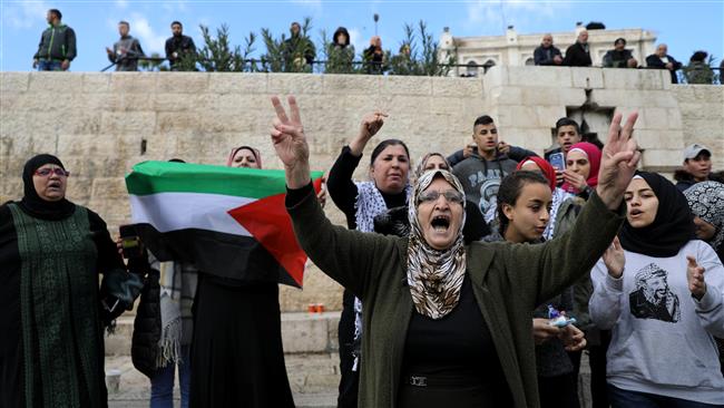 Qods: Palestiniens molestés et arrêtés