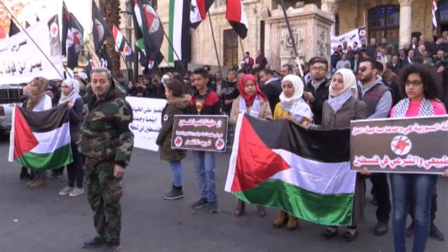 Syrians stand in solidarity with Palestinians