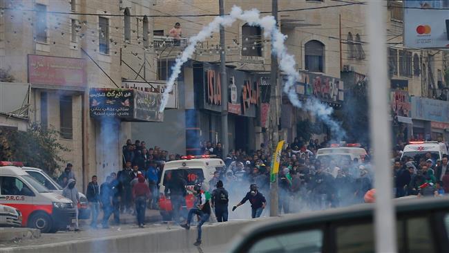 Cisjordanie: Israël impose le couvre-feu 