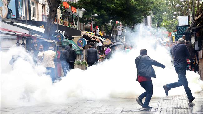 Turkey dismisses 2,700 more public service workers 