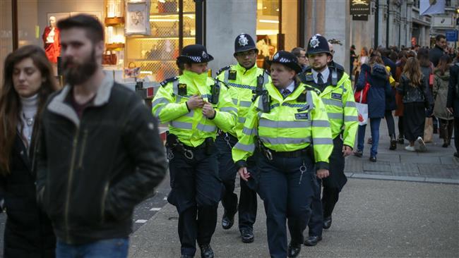 UK police search for terror suspects ahead of New Year