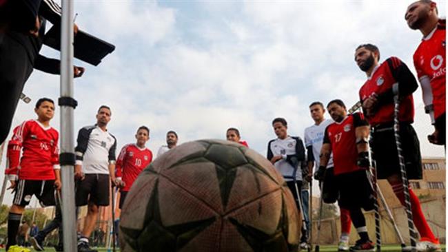 One-legged Egyptian soccer players aim for own league