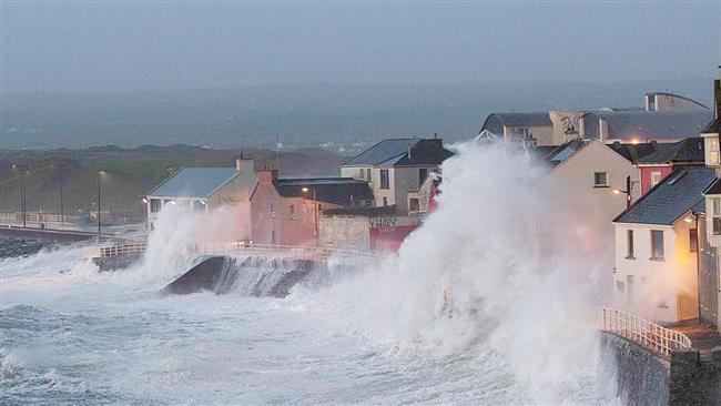 Storm Eleanor triggers flooding in Ireland, UK