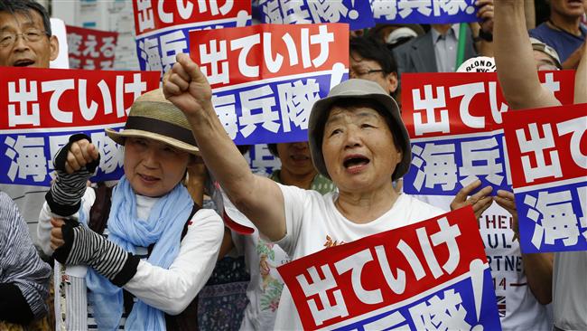 Japanese hold sit-in Okinawa, try to obstruct construction of US base