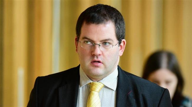 Former Scottish minister urged to resign as MSP