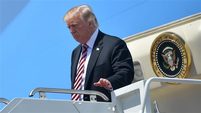 Trump says may tie Mexican migration to NAFTA