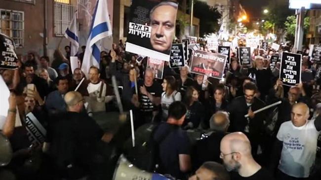 Thousands of Israelis rally against regime in Tel Aviv