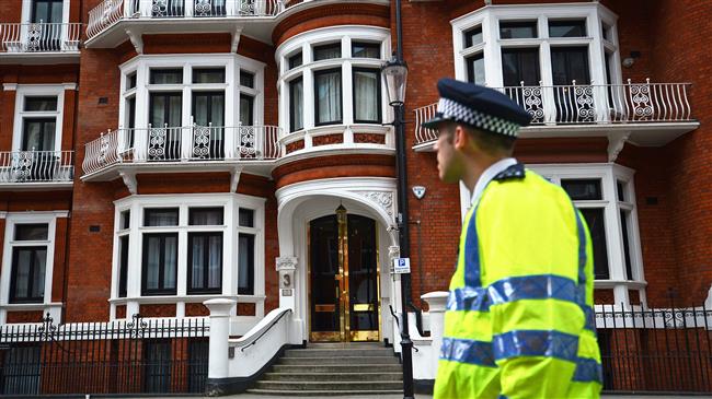 Ecuador lifts extra Assange security at London embassy