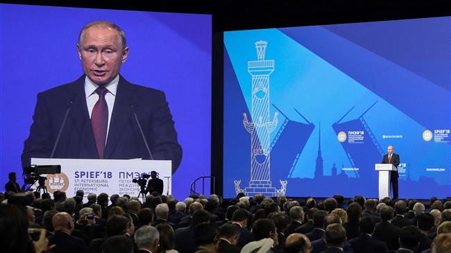 Putin slams US for bullying Turkey to give up S-400 deal