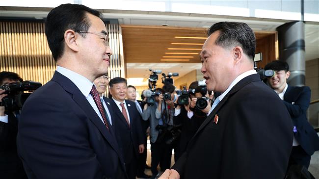 Pyongyang blasts 'US hegemonism' as Koreas meet 