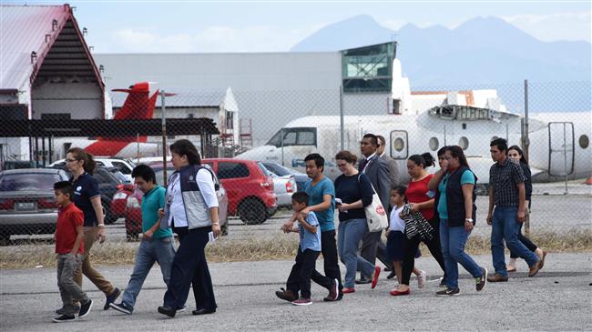 US misses deadline for reuniting migrant children