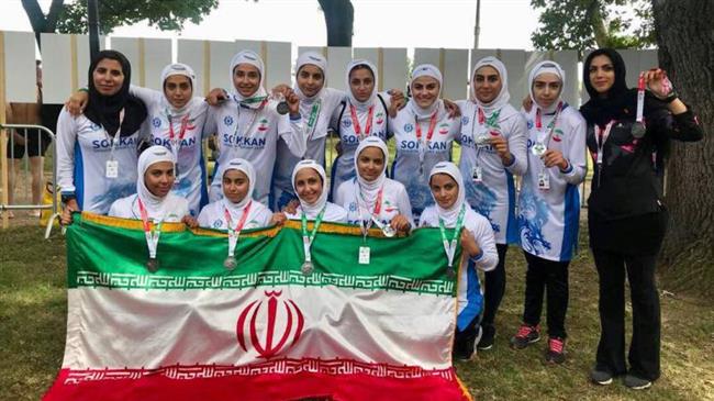 Iran wins 3 medals in world dragon boat club event