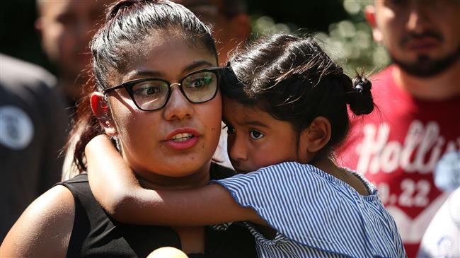 US misses deadline as 700 kids remain separated 